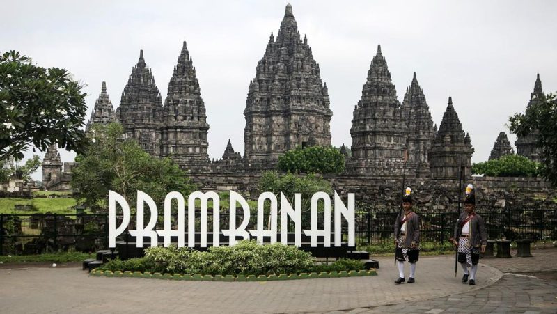 Bangunan Bersejarah Di Indonesia Salah Satunya Candi