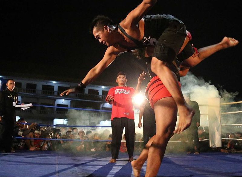 Olahraga Genggong Atau Sejenis Tarung Bebas