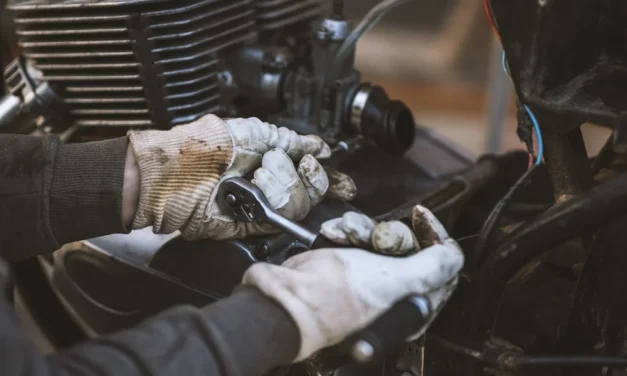 Kompresi Mesin Motor Bocor Menyebabkan Performa Drop