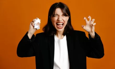 Pemicu Emosi Saat Puasa Di Lingkungan Kerja