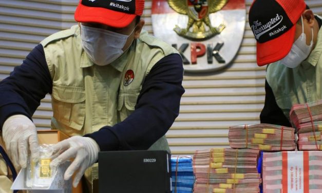 Bea Cukai Jebol! 5 Koper Miliaran Di Angkut KPK