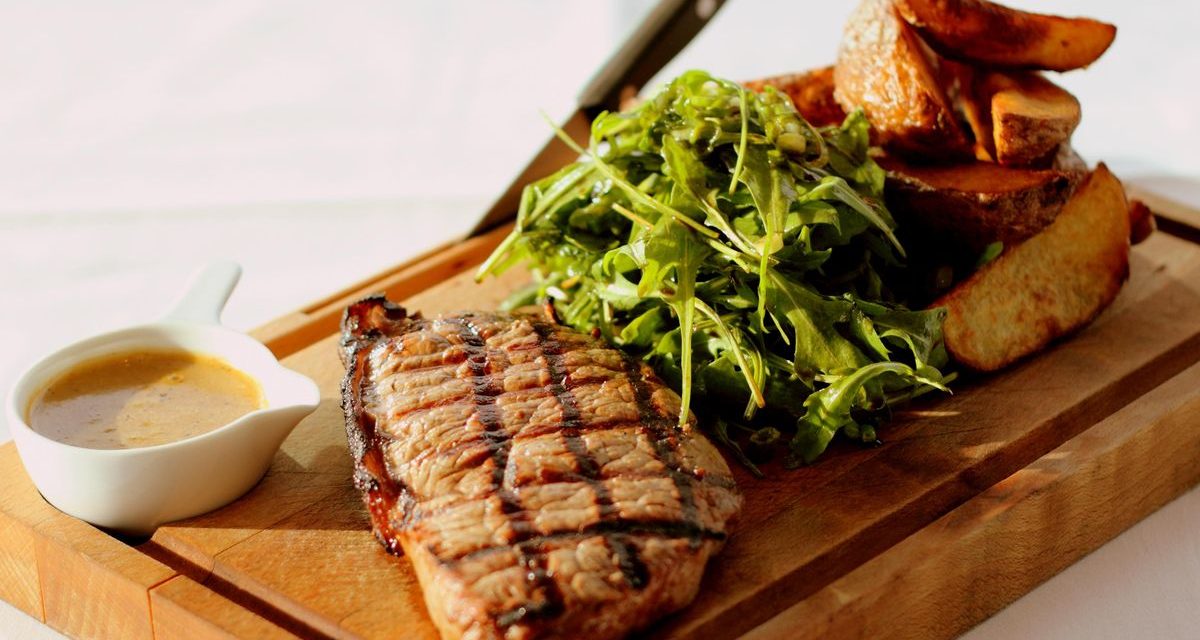 Lawan Krisis Iklim, Prancis Pangkas Porsi Steak?