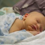 Mengenal Penyebab Bayi Kuning Secara Singkat