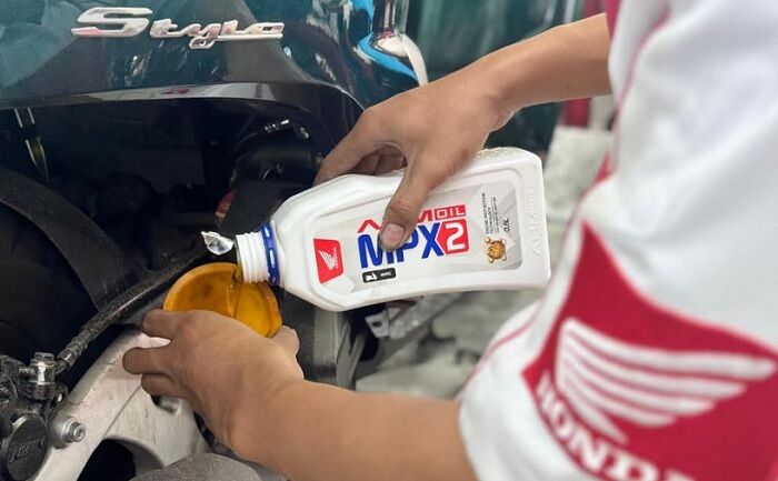 Jangan Telat! Waktu Terbaik Ganti Oli Motor
