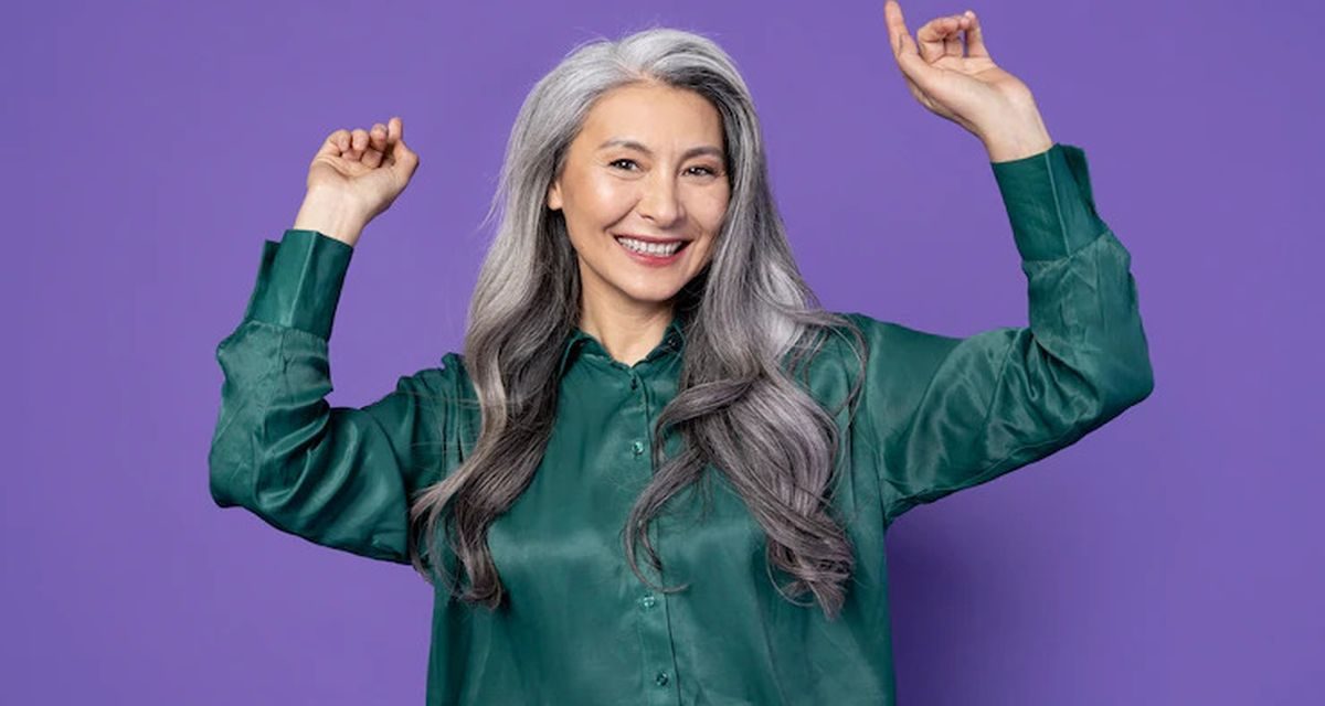 Tips Padu Padan Outfit Rambut Beruban