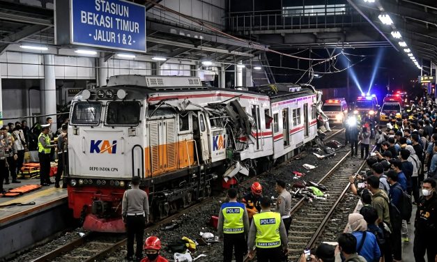 Tragedi KRL Vs KA Bromo Anggrek: 14 Nyawa Melayang