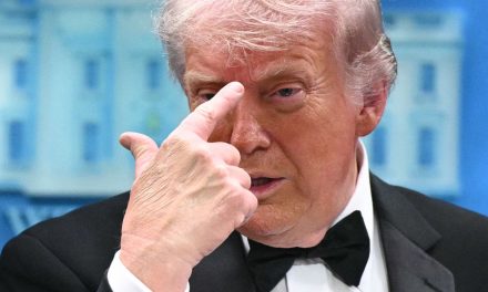 Manuver Trump: Sinyal Damai Atau Taktik?