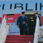 Seskab Teddy: Prabowo Shalat Di KBRI