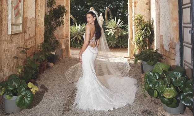 Gaun Chanel Bersejarah Jadi Pilihan Dua Lipa Di Hari Bahagia