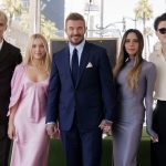 Gaya Lilac Anggun Victoria Beckham Di Walk Of Fame Sang Suami