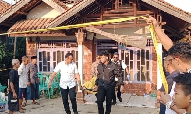 IRT Di Cirebon Tewas Bersimbah Darah, Perhiasan Amblas