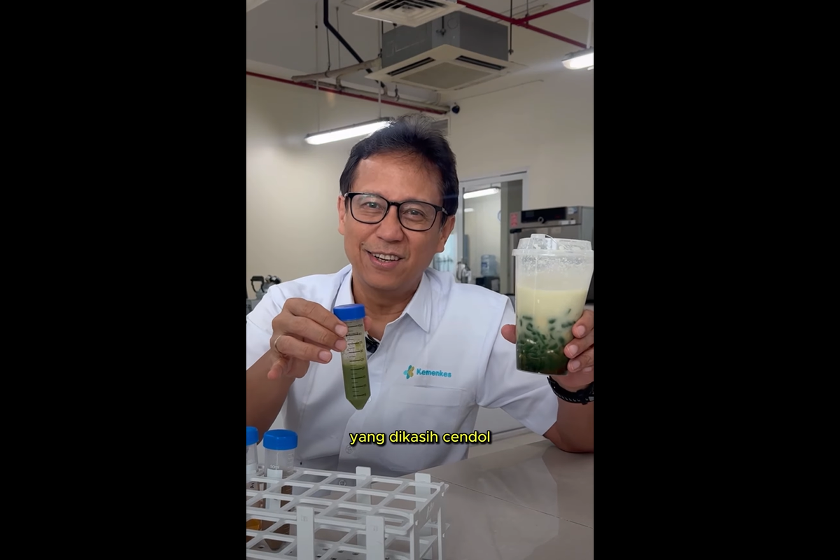 Menkes Sidak Kadar Gula Es Kopi Susu Kaki Lima
