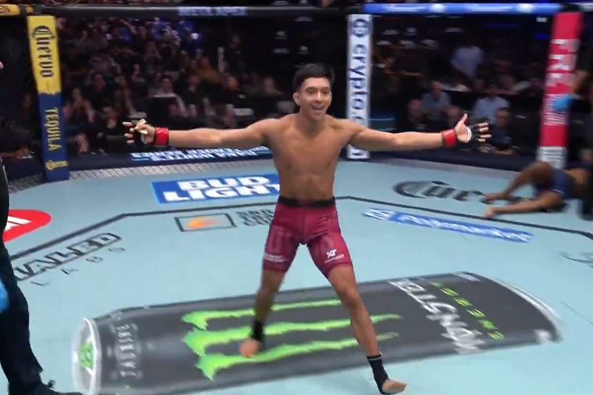 Dana White Puji Bilal Hasan Saat Beri Kontrak UFC
