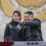 Di Isukan Meninggal, Foto Terbaru Kim Jong Un Akhirnya Rilis